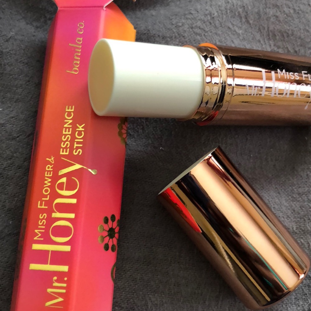 Miss flower Mr honey Essence stick